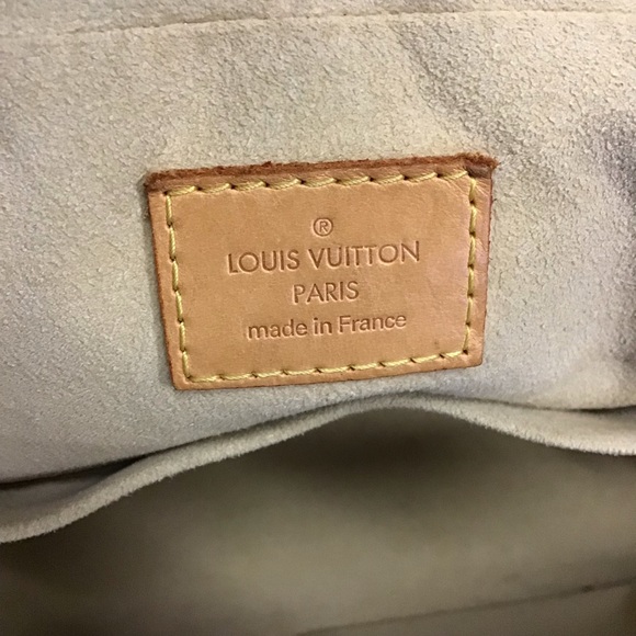 Louis Vuitton Manhattan PM - Picture 9 of 10